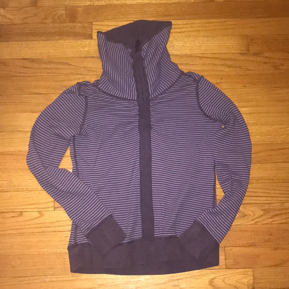 Reversible Lululemon sweatshirt pullover 4